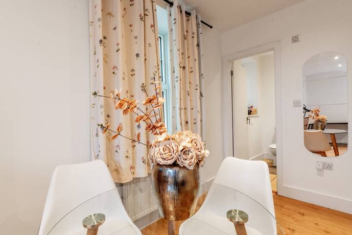 Apartamento vacacional entero, Central - Stay 2 - Near Transport - Paid Parking in Kent