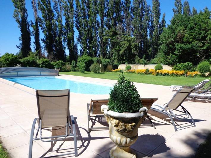Appartement de vacances pour 4 personnes, avec piscine ainsi que jardin et vue à Cavaillon