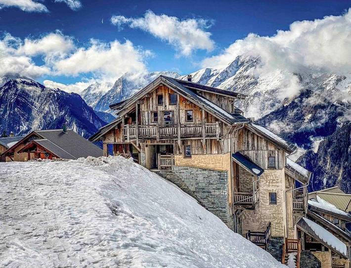 Chalet pour 14 personnes, avec sauna ainsi que jardin et jacuzzi à Villard-Reculas