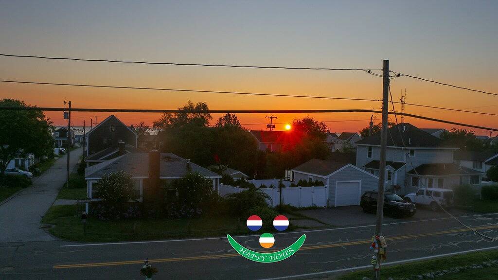 Ganze Wohnung, Ocean View Private Apartment. Sleeps 4. Vacation while working at home.\n in Marshfield, Massachusetts