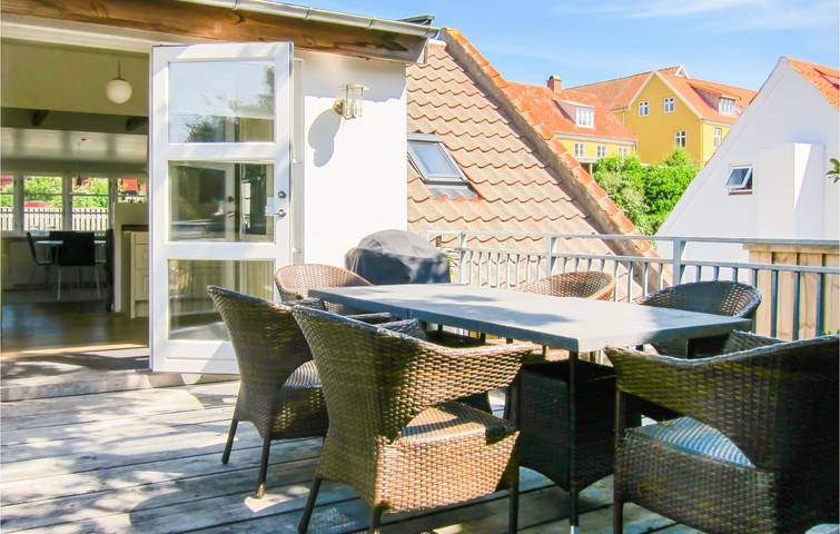 Ganze Ferienwohnung, Ferienwohnung für 6 Personen mit Terrasse in Gudhjem, Bornholm