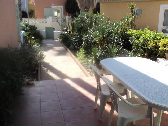 Location de vacances pour 4 personnes, avec vue et jardin dans Leucate naturiste - 3