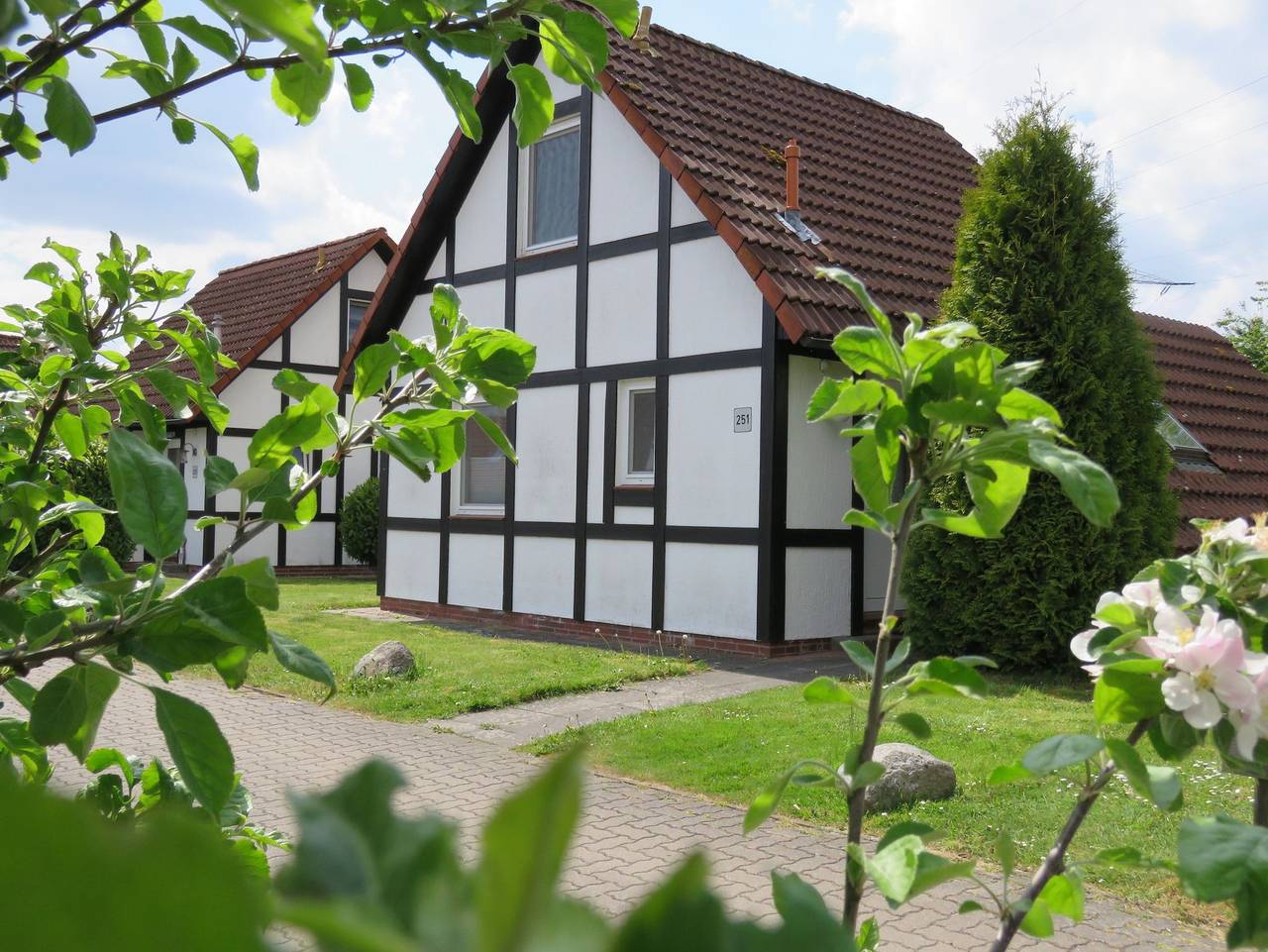 Ferienhaus Scout 60 im Feriendorf Altes Land - Ferienhaus 134 Scout 60qm für max. 5 Personen mit Haustier in Hollern-Twielenfleth, Altes Land Stade