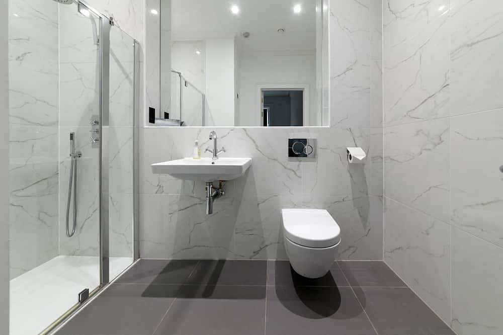 Lews (Superior Bedroom) - a lews castle that sleeps 2 guests in 1 bedroom in Lewis and Harris, Äußere Hebriden