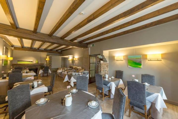 Hôtel pour 4 personnes, avec jardin dans Corbion - 2