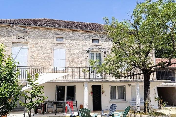 Maison de vacances pour 10 personnes, avec jardin à Lalbenque