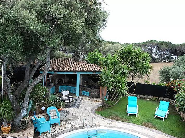 Ferienhaus für 8 Personen, mit Garten und Pool in Bari Sardo - 2