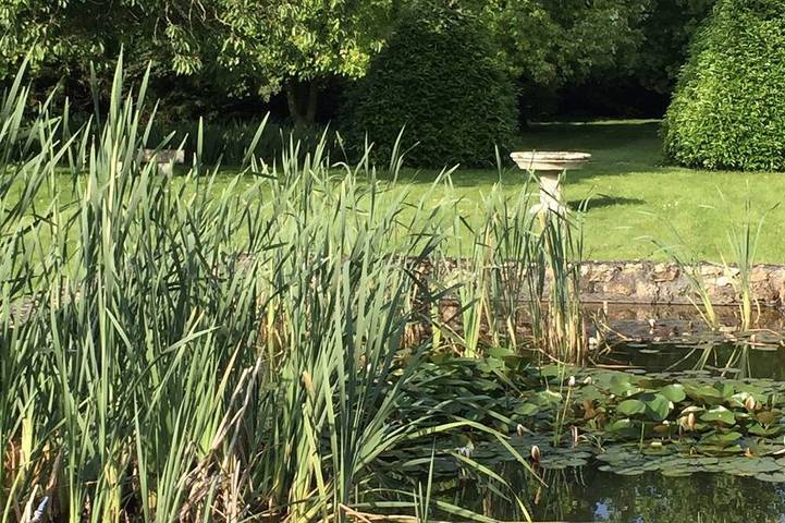 Location de vacances pour 10 personnes, avec jardin à Saint-Pierre-la-Garenne