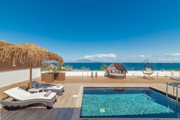 Villa für 6 Personen, mit Garten und Terrasse sowie Whirlpool - 1
