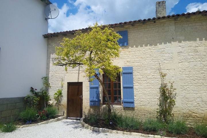 Maison de vacances pour 4 personnes, avec Terrasse ainsi que Jardin et Piscine
