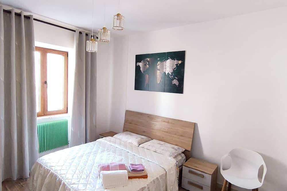 Ganze Wohnung, Green Ledro Lake Apartment A few steps from the Ponale Trail, 800m from the Lake in Molina di Ledro, Ledro