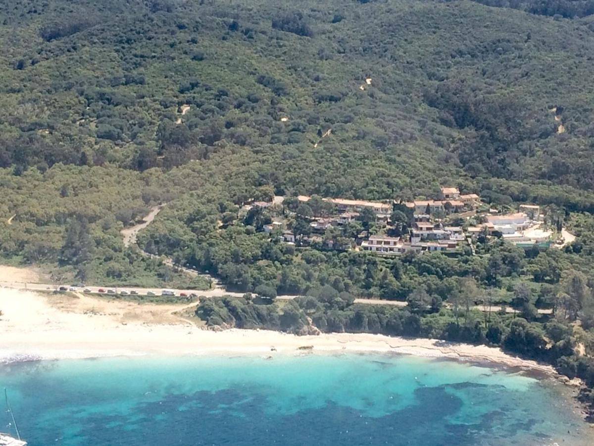 Three-Bedroom Villa in Coti-Chiavari, Région d'Ajaccio
