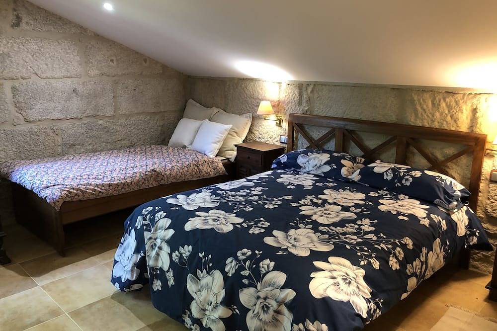 Villa Casa de Campo los Carballos, 10.000 m2, a 16 minutos de Baiona in Tomiño, Costa de Galicia