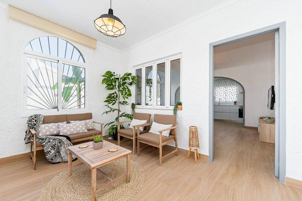 Two-Bedroom Apartment in Pilar de la Horadada, Costa Blanca