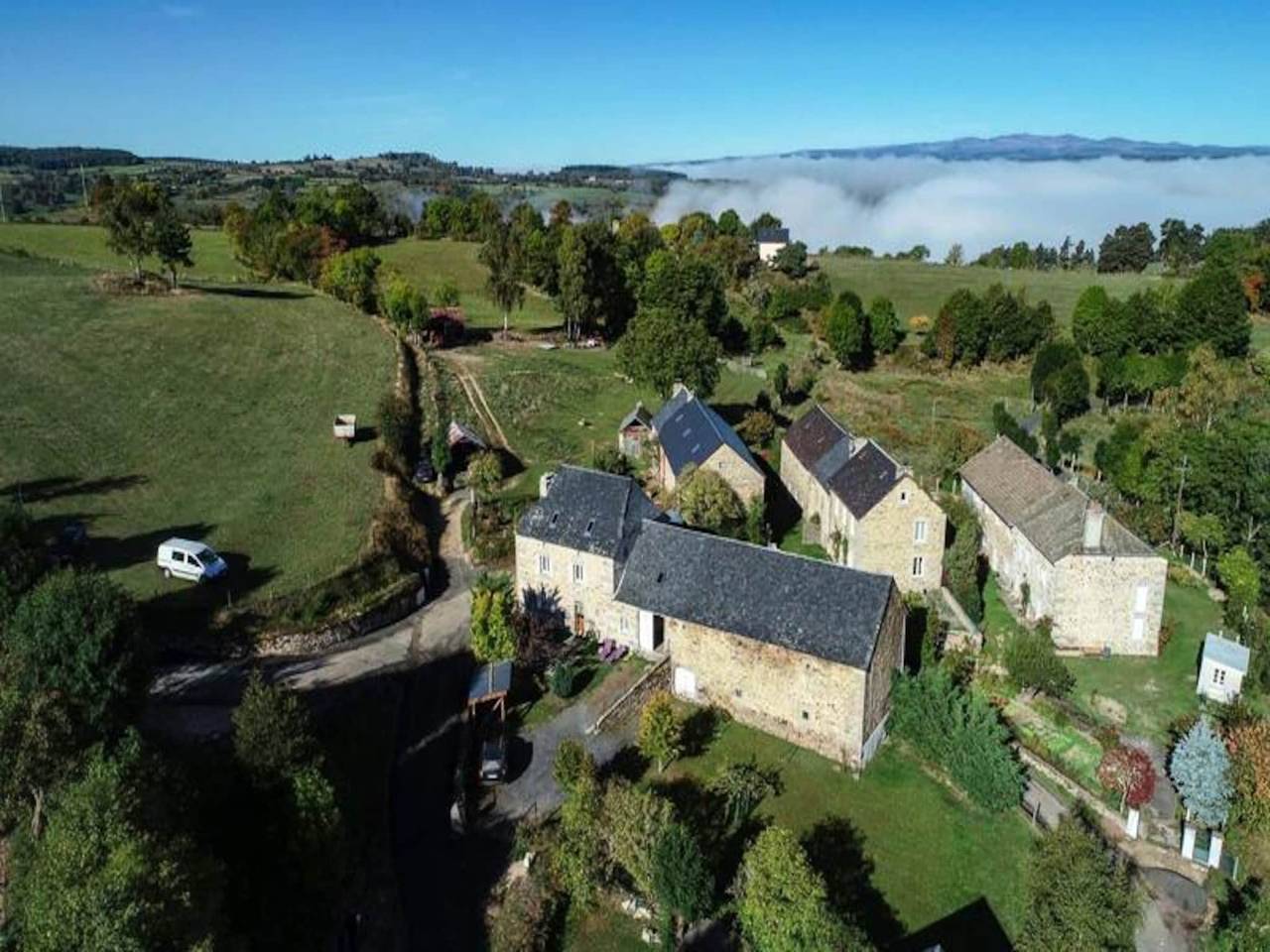 Appartement entier, Gîte de France 6 personnes in Albaret-le-Comtal, Région de Mende