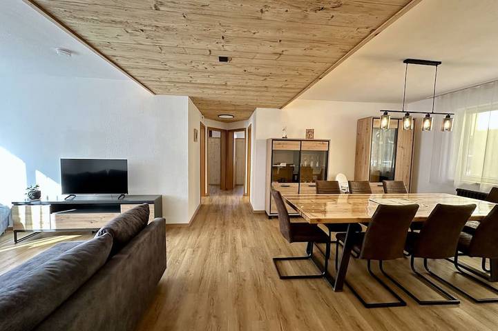 Ferienwohnung für 8 Personen, mit Terrasse und Sauna in Schenkenzell
