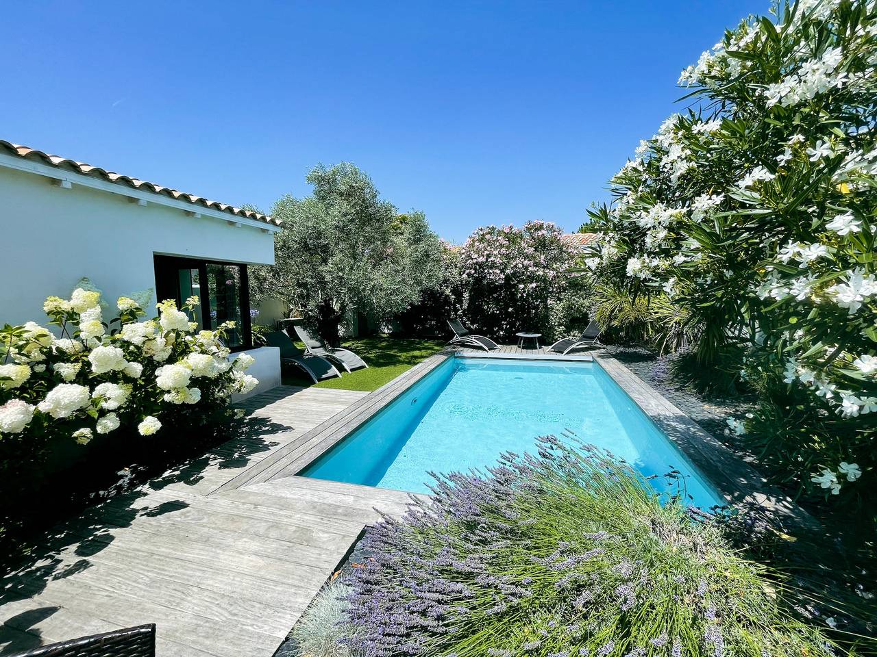 Villa Hollyhocks in Rivedoux-Plage, Ile de Re