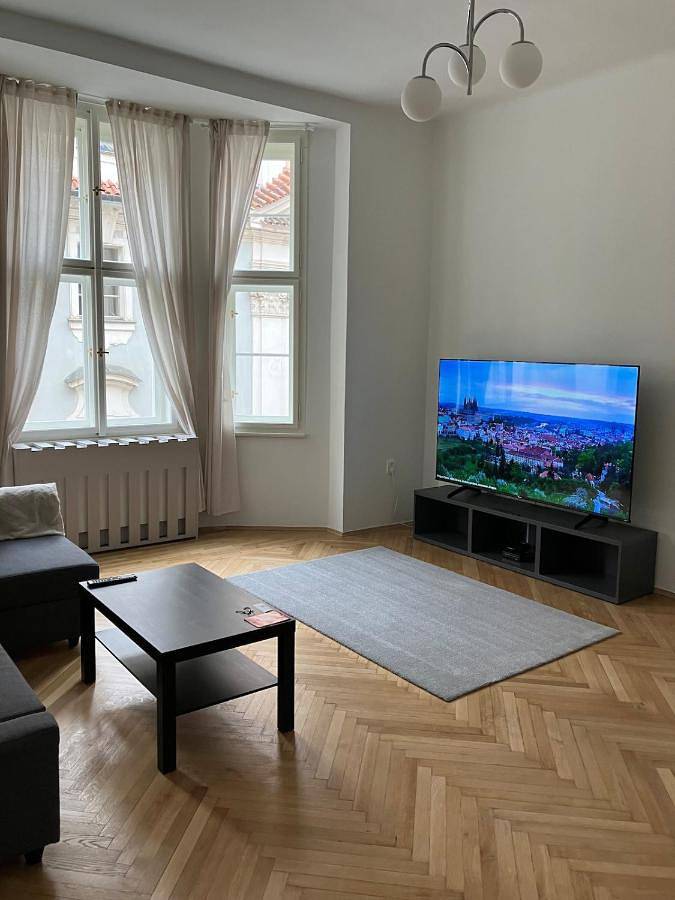 Ferienwohnung für 4 Personen, mit Ausblick in Josefstadt
