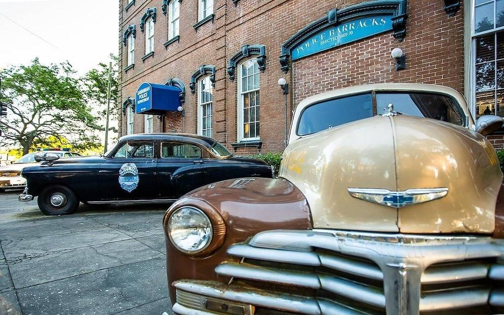 Ganze Wohnung, Bleiben Sie bei Lucky Savannah: Modernes Carriage House am Crawford Square! in Savannah, Chatham County