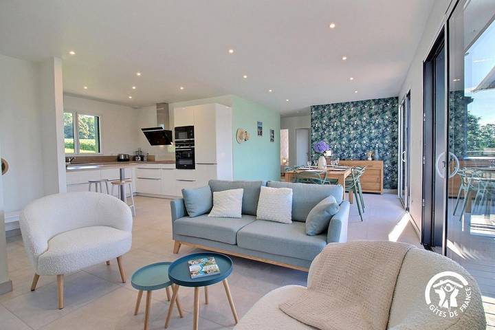 Gîte pour 6 personnes, avec terrasse et jacuzzi à Inzinzac-Lochrist - 2