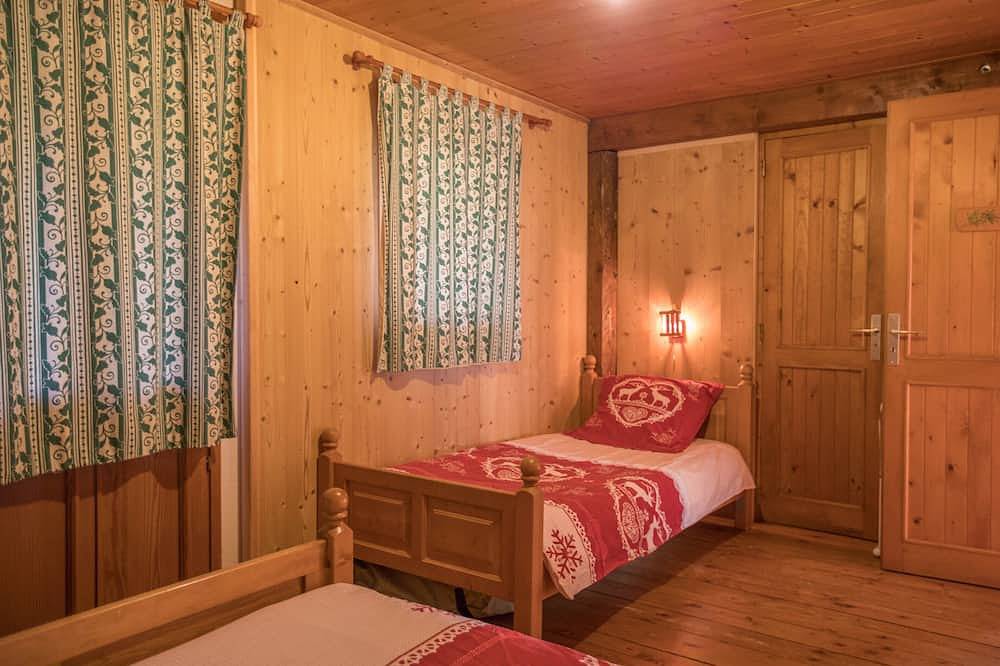 Chalet typique : Gite la Cassandrine tout près de Morillon et Samoëns in Châtillon-sur-Cluses, Région de Bonneville