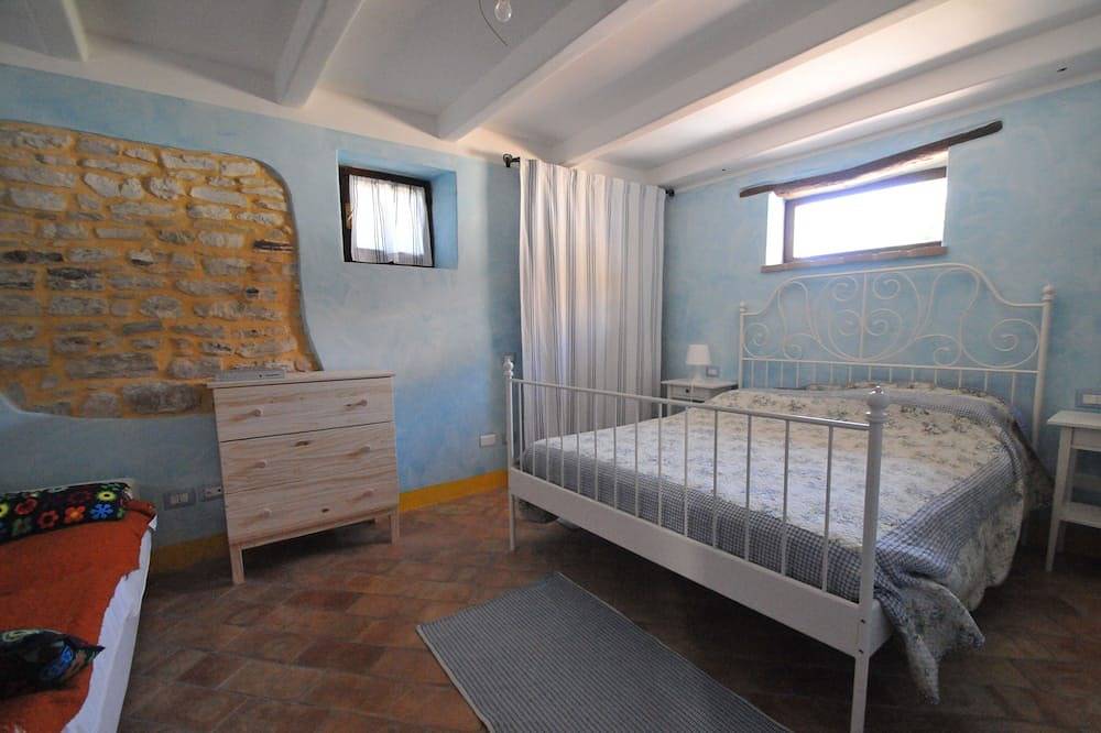 Ganze Wohnung, App. B & B La Tana Bosimano-Grotte di Frasassi max. 8 Menschen in Arcevia, Ancona Provinz