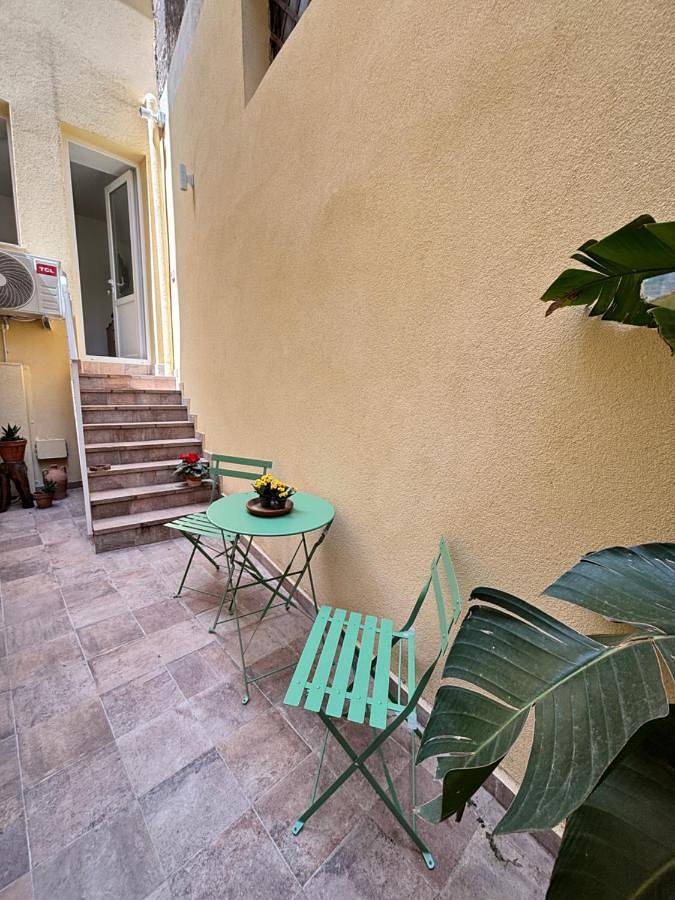 Gîte pour 2 personnes, avec jardin, animaux acceptés à Adrano - 2