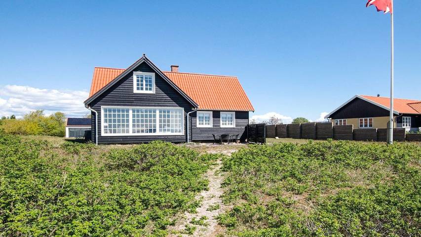 Feriehus for 6 personer, med terrasse i Juelsminde