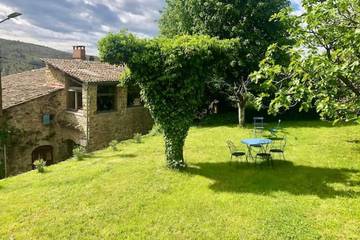 Gîte pour 4 personnes, animaux acceptés à Vesseaux