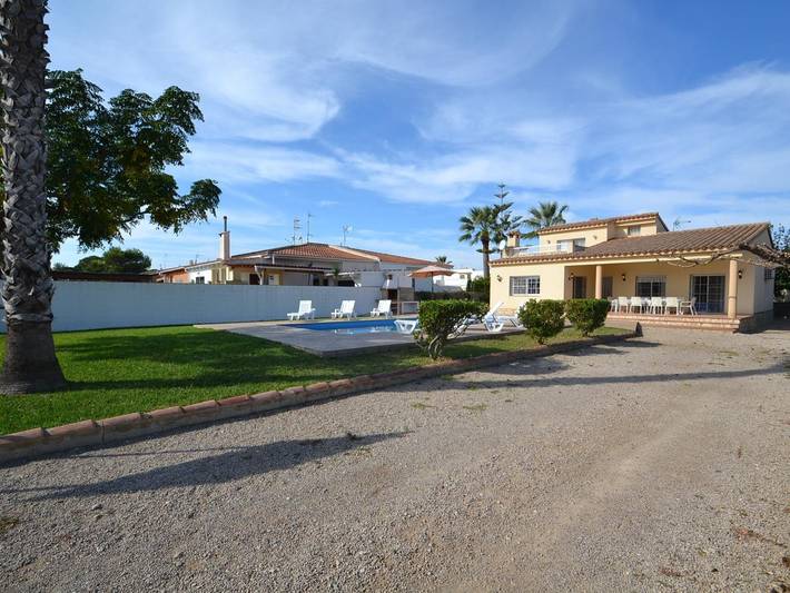 Casa Martina para 6 personas con piscina privada in Riumar, Delta del Ebro
