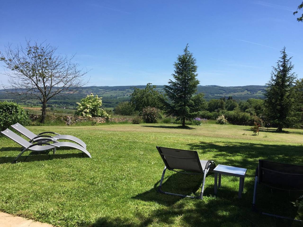 Le Petit Midi in Cluny, Mâcon und Umgebung