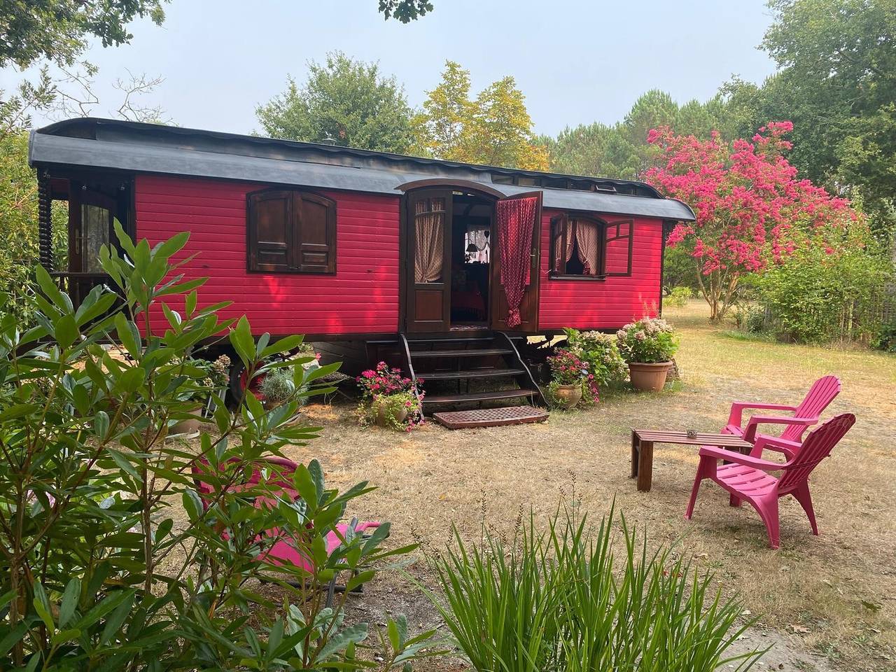 'La roulotte d'Alany' avec jardin privé in Grayan-et-l'Hôpital, Région de Lesparre-Médoc