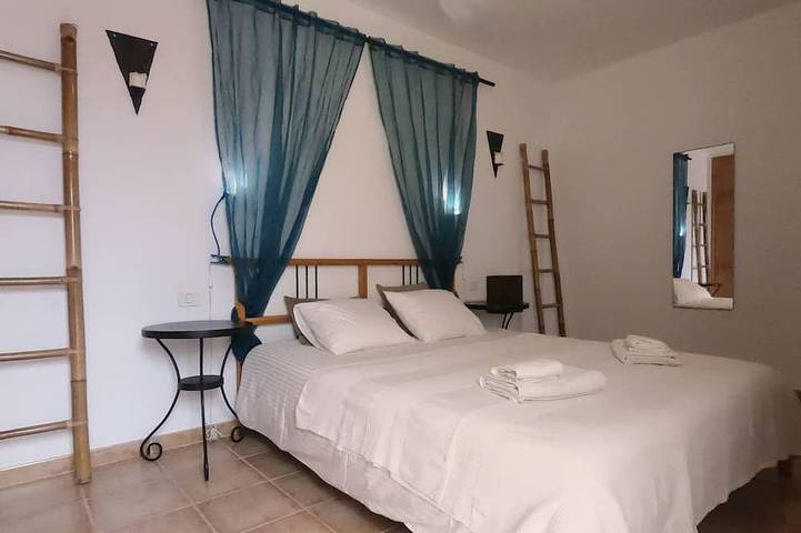 Gîte pour 4 personnes, avec terrasse et jacuzzi, animaux acceptés dans Famara - 2