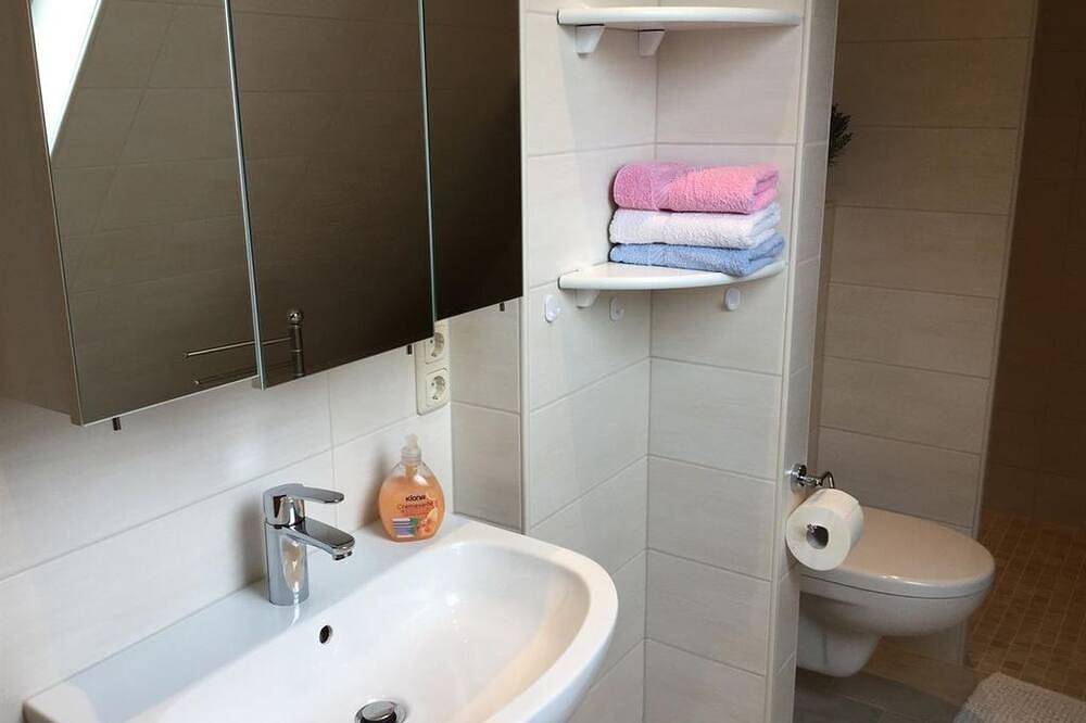 Ganze Wohnung, Haus Fabricius - Ferienwohnung Fabricius in Tating, Eiderstedt
