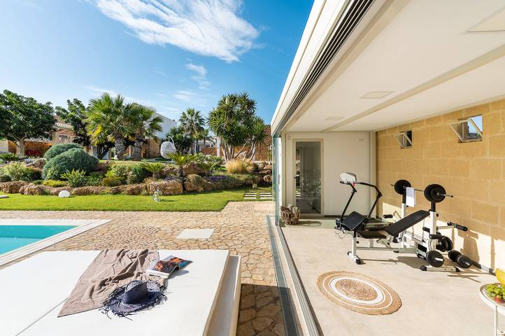 Casa vacanza per 10 persone, con giardino e terrazza in Marausa