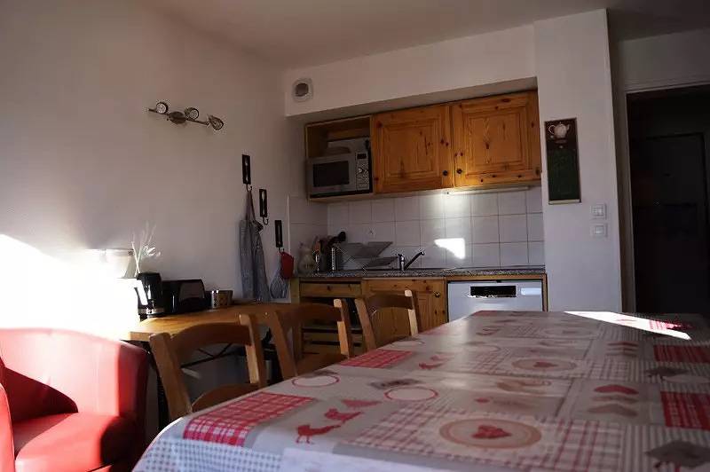 Apartamento entero, Espacioso apartamento 10 camas, Aiguilles d'Alves vista in Saint-Jean-d'Arves, Región de Saint-Jean-de-Maurienne