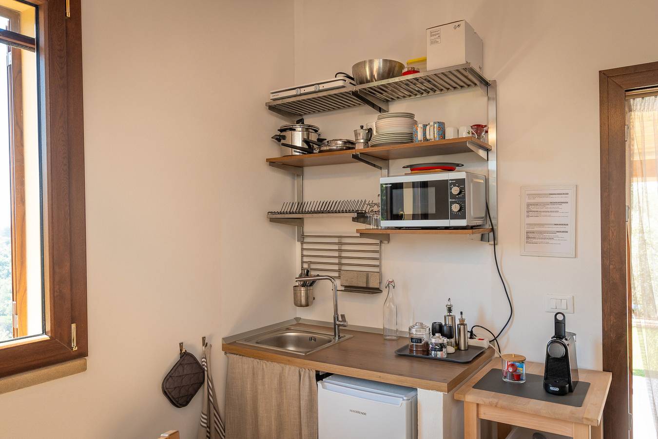 Ganzes Studio, Studio 'Oltremare, Casa Riparbella' mit Gemeinschaftspool, Wi-Fi und Klimaanlage in Riparbella, Etruskische Küste
