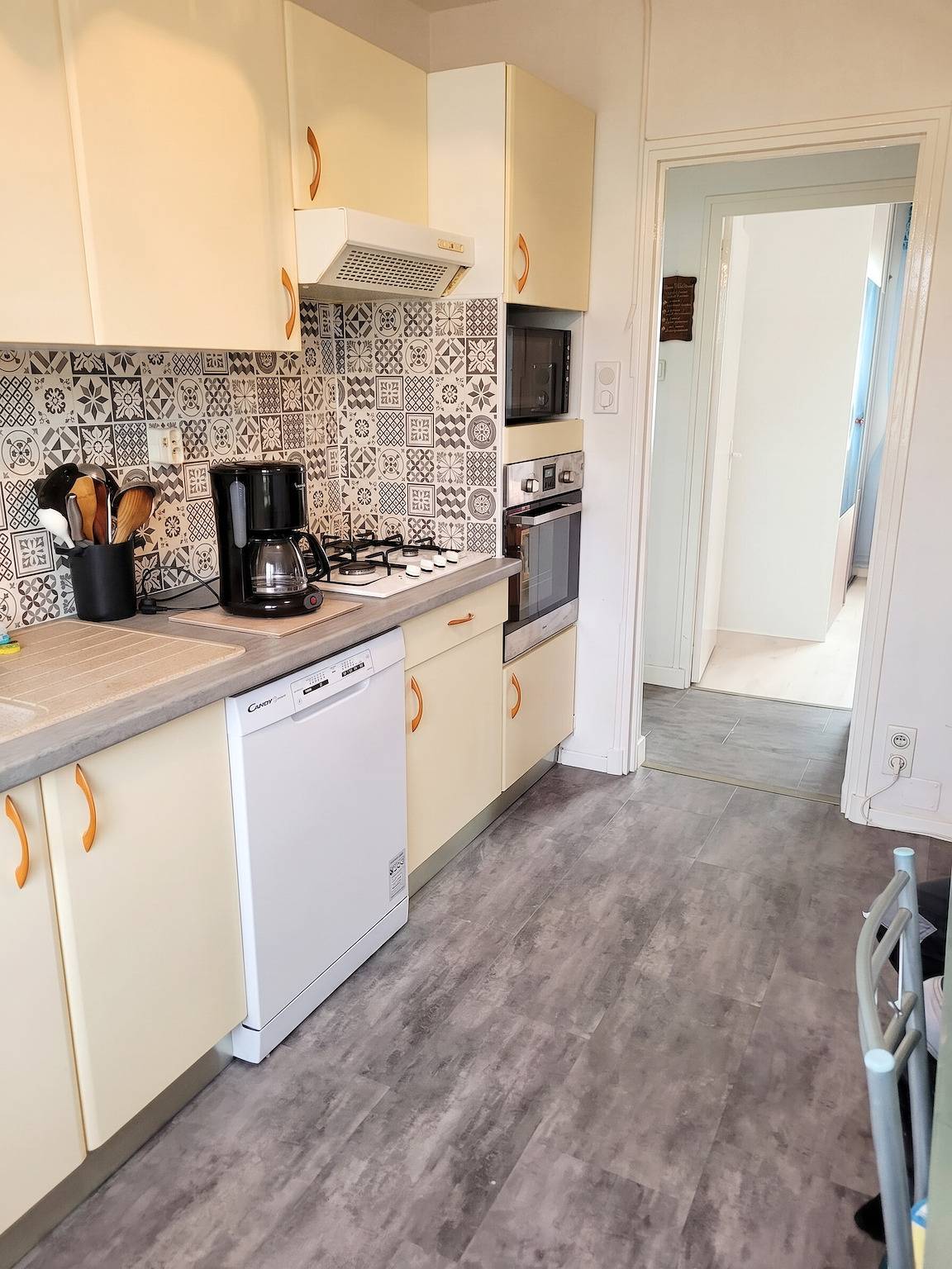 Geheel appartement, Gezinsappartement met tuin en meerzicht in Clairac, Marmande en omgeving