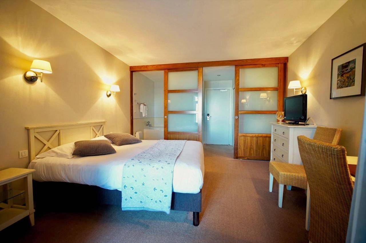 Classic Double Room in Douarnenez, Région de Quimper