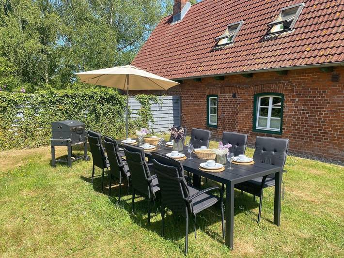 Ferienhaus für 8 Personen, mit Garten in Riepsdorf