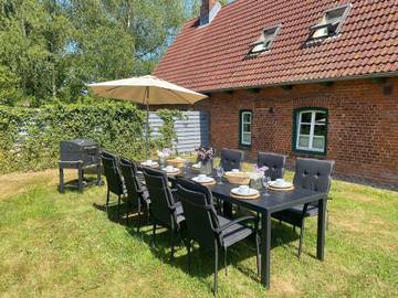 Ferienhaus für 8 Personen, mit Garten in Riepsdorf