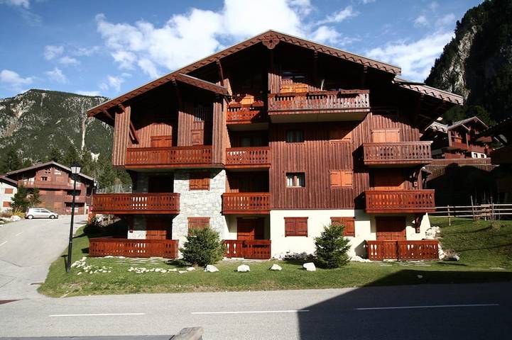 Entire apartment, Apartment in the Mountain In The Vanoise Park in Pralognan-la-Vanoise, Massif de la Vanoise