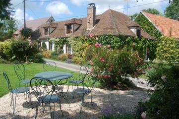 Chambre d’hôte pour 2 personnes, avec jardin dans Marne