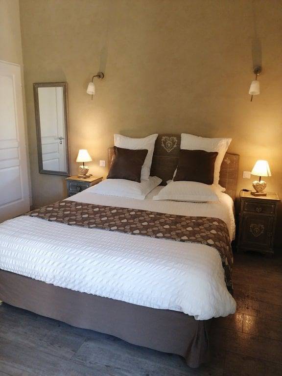 Chambre d’hôte pour 2 personnes, avec jacuzzi ainsi que piscine et terrasse en Ardèche - 3