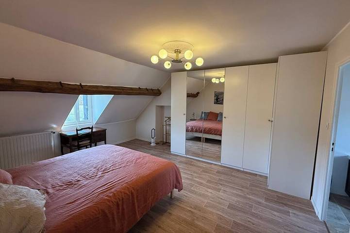 Location de vacances pour 10 personnes, avec jardin et terrasse dans Montholon - 3