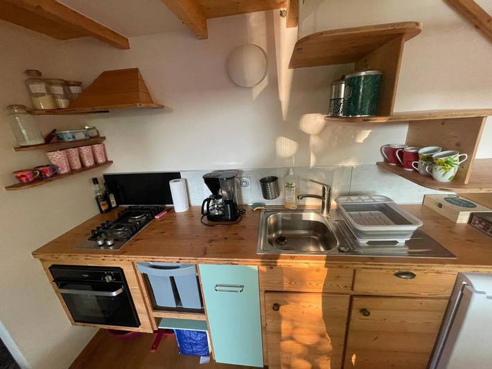 Gîte pour 4 personnes, avec terrasse ainsi que jardin et piscine, animaux acceptés à Villegusien-le-Lac - 2