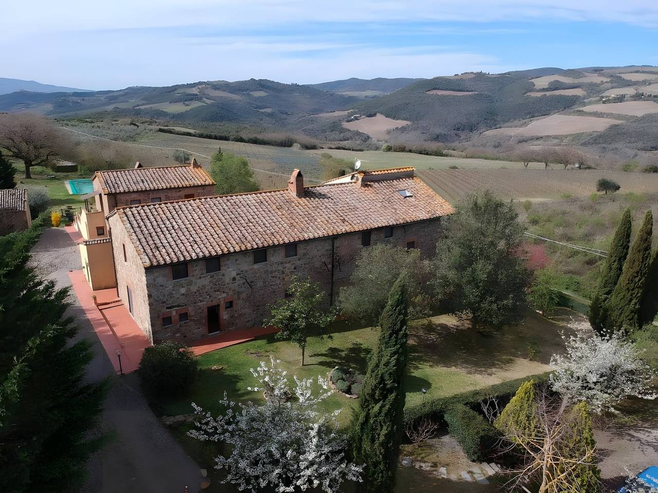 Ganze Wohnung, Apartment „Podere Il Tigliolo Sulla“ mit Gemeinschaftspool, privater Terrasse und Wlan in Castiglione d'Orcia und Umgebung, Orciatal