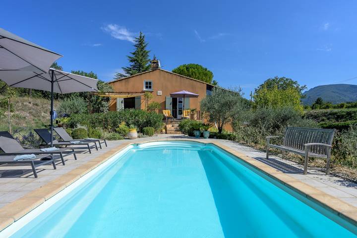 Vakantiewoning 'L’Isclèze' met Uitzicht op de Bergen, Wifi en Airconditioning in Mollans-sur-Ouvèze, Nyons en omgeving