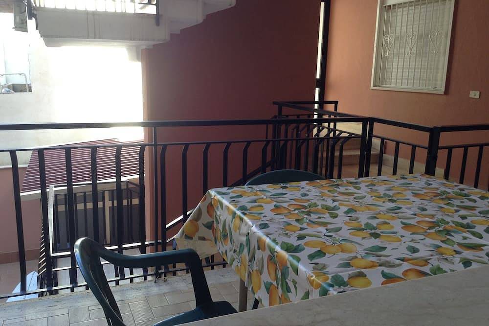 Entire apartment, Icaro Apartment - Letojanni, Sicily in Letojanni, Messina Province