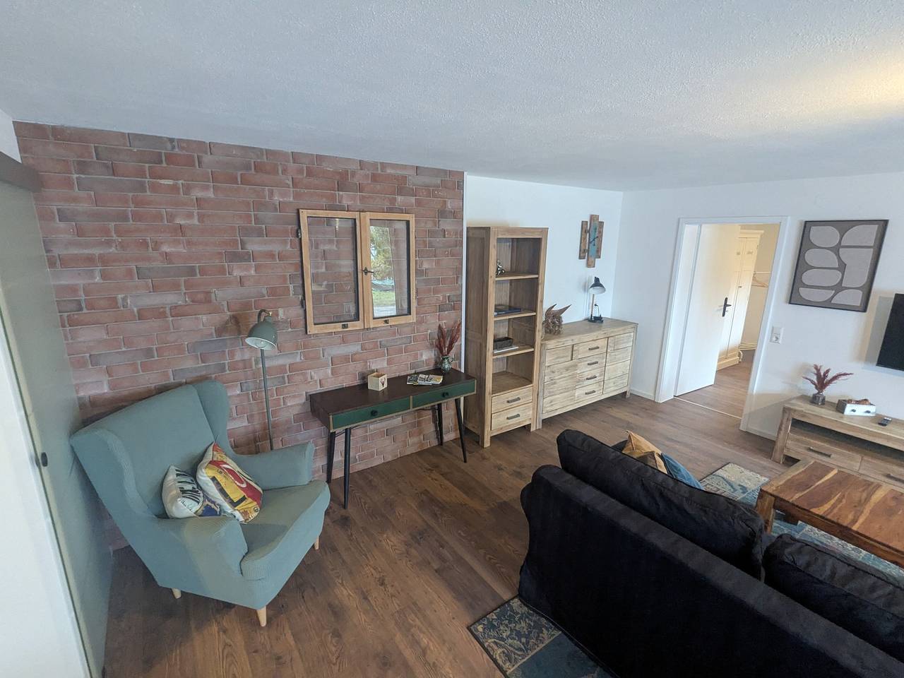 Apartamento entero, Apartamento 'Panoramablick y tranquilidad' con vistas a la montaña, terraza privada y Wi-Fi in Titisee-Neustadt, Bosque Negro sur